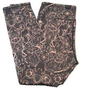 Fabletics Define PowerHold High-Waisted Valencia Pink Black Floral Leggings